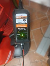 mantenitore carica batteria moto auto 