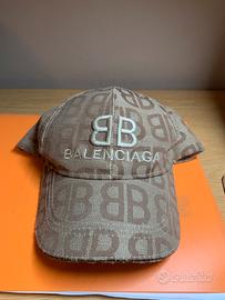 Cappellino balenciaga