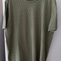 T-shirt uomo "Benetton"