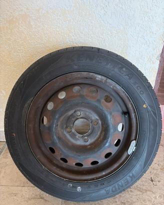 SET di 4 ruote complete con pneumatici