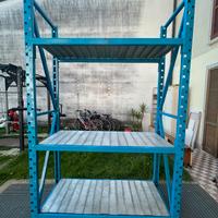 Scaffale industriale
