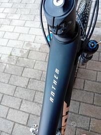 MTB GIANT 29 FULL CARBON