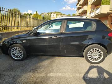 Alfa Romeo 147