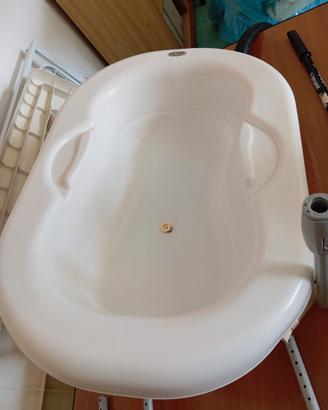 bagnetto e fasciatoio brevi 