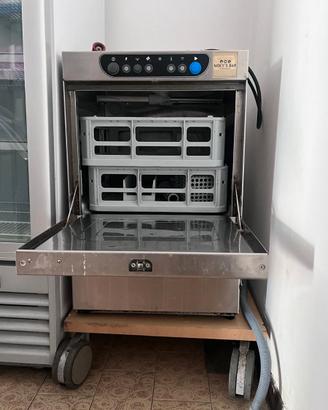 Lavastoviglie professionale