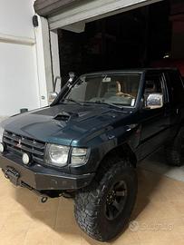 Pajero 2.8 turbo GLS