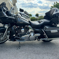 Moto harley davidson road glide c.v.o. ultra