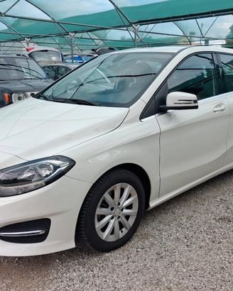 Mercedes B 180 D Business E6 FL