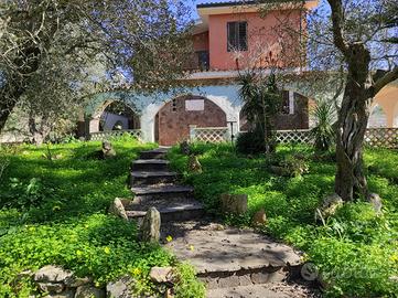 SERRA SECCA pressi Via delle MAGNOLIE