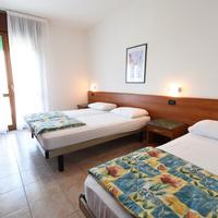 Giugno Trilocale 120 m dalla spiaggia, centro