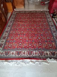 Tappeti annodati a mano