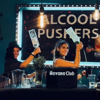 Attività commerciale di cocktail bar e food