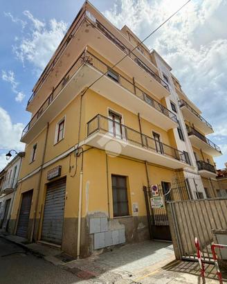 MULTILOCALE A DIAMANTE