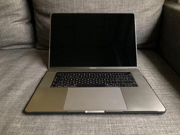 MacBook Pro da 15 pollici, modello 2017