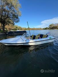 Barca m.4 con fuoribordo cv 25