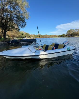 Barca m.4 con fuoribordo cv 25