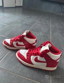 Nike dunk high red