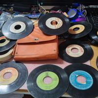 1647NN-N.13 Dischi Vinile 45 Giri con custodia