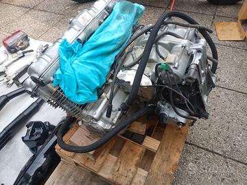 honda cbx 6 cilindri Motore  accessori 