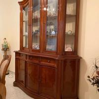 Sala da pranzo completa 