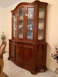 Sala da pranzo completa 