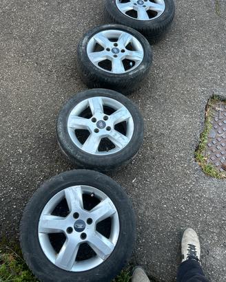 PROPOSTA LIBERA! 4 CERCHI FORD DA 15 DA RIPRISTINA