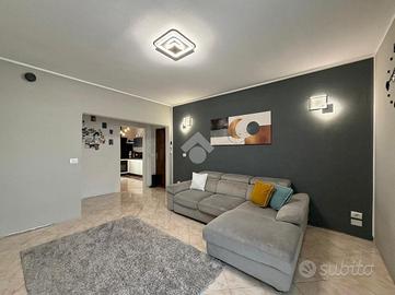 3 LOCALI A CARBONERA