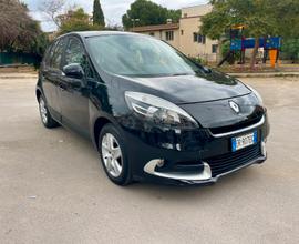 RENAULT Scénic 1.5 AUTOMATICA LEGGI BENE 2013