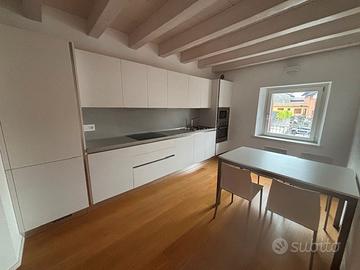 Appartamento bicamere Cividale centro