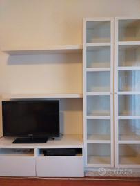 porta TV con vetrinetta ikea