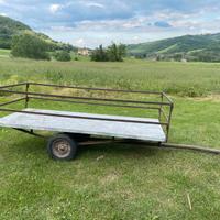 Carretto trasporto cassette uva