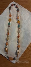 Collana in pietre dure multicolore