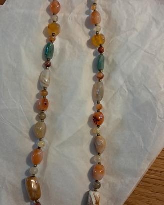 Collana in pietre dure multicolore