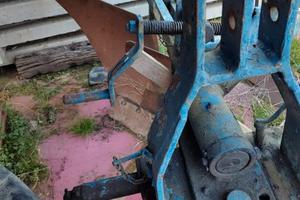 Aratro mono vomere 60/70 cv