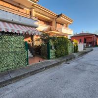 Appartamento con ingresso indipendente e giardino