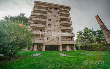 GALLARATE - BILOCALE CON BOX DOPPIO IN CENTRO