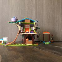 LEGO FRIENDS La casa sull’albero di Mia