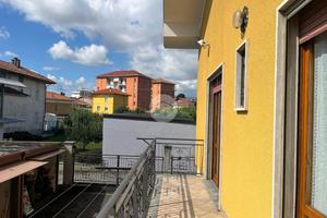 VILLA SINGOLA A VIGLIANO BIELLESE