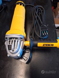 Smerigliatrice angolare Dewalt