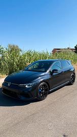 GOLF R