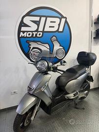 Aprilia Scarabeo 300