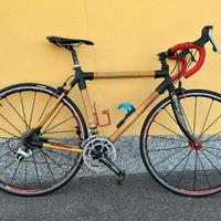 Bici da corsa telaio bambu e carbonio 7,5kg