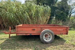 CARRELLO RIMORCHIO AGRICOLO CON SPONDE