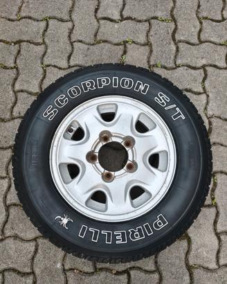 Cerchio + Gomma Suzuki