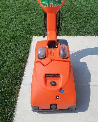 robot lavapavimenti esterno 
