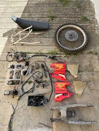 Ricambi Honda CR 125 e 250 2t dal 92 al 96.