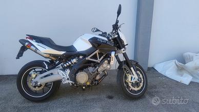 Aprilia SL Shiver 750 - 2011