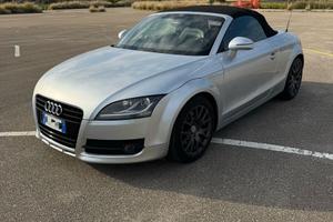Audi TT Roadster 2.0 TFSI Cabrio