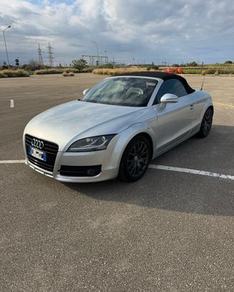 Audi TT Roadster 2.0 TFSI Cabrio