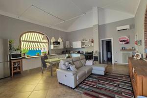 Appartamento di 190 m² con 4 locali e box auto dop